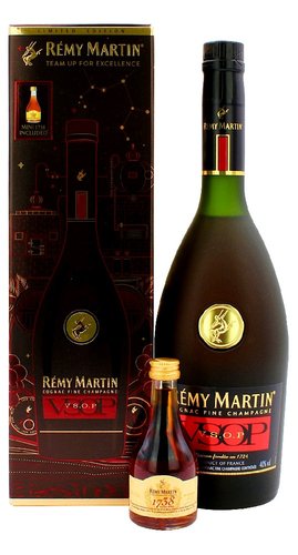 Remy Martin VSOP drkov kazeta  0.7l