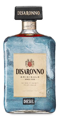 diSaronno wears Diesel  1l