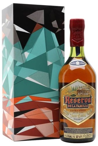 José Cuervo Reserva Familia 2023  0.7l