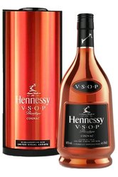 Hennessy VSOP Privilege by UVA  0.7l