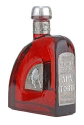 Aha Toro anejo  0.7l